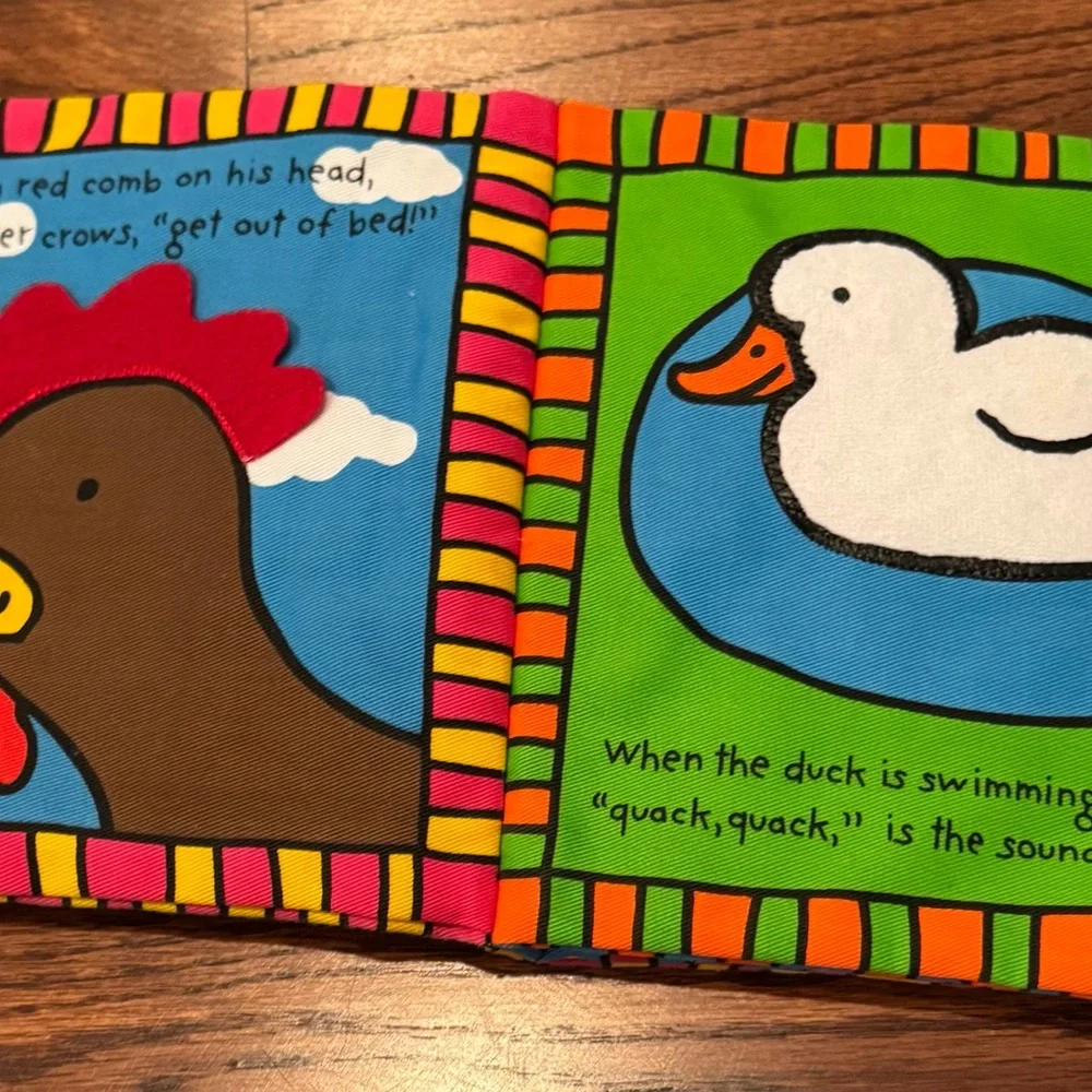 Fluffy Chick and Friends Soft Book - Picture 2 of 5